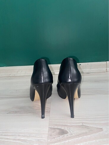 37 Beden Siyah stiletto topuklu ayakkabı