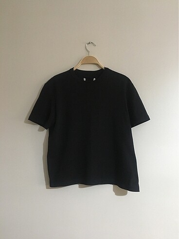ZARA TSHIRT