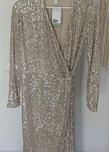 H&M Pullu elbise 