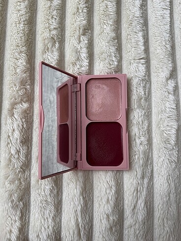 Diğer Lykd cran glam