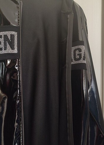 Diğer Balenciaga yazılı parlak ceket