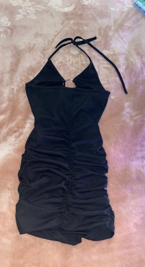 Siyah Drapeli İnce Askılı Midi Elbise - Görsel 4