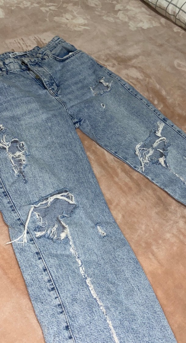 Yırtık Detaylı Bol Kesim Kot Pantolon - Görsel 2