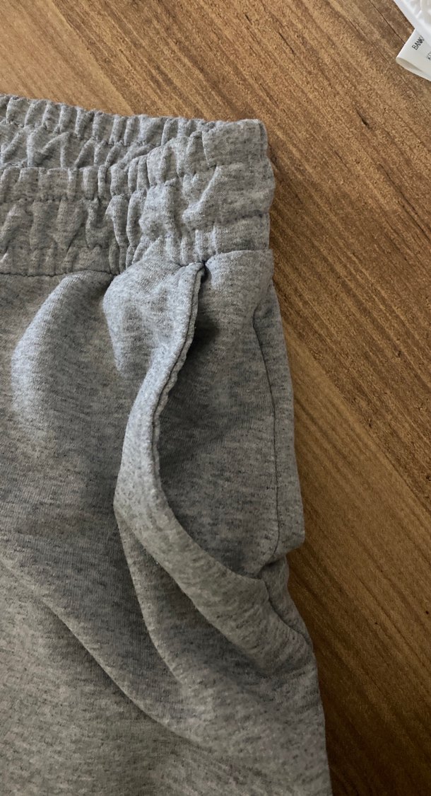 Gri Pamuklu Rahat Kesim Mini Şort - Görsel 2