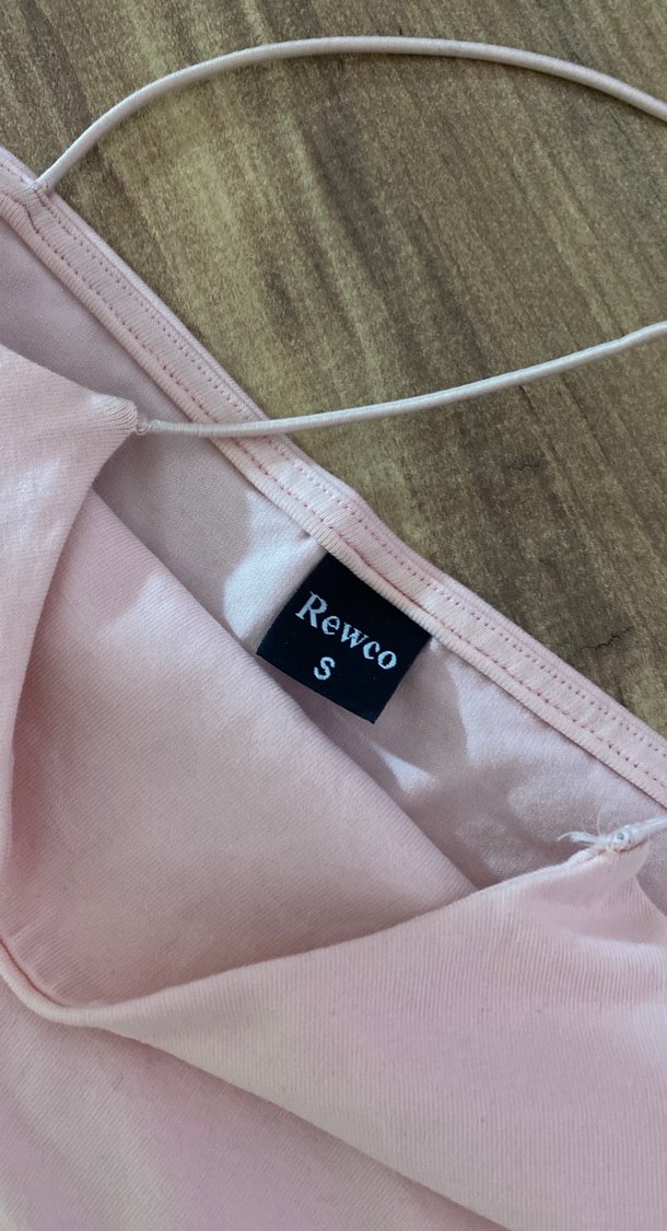 Pembe Askılı Kadın Crop Top - Görsel 3