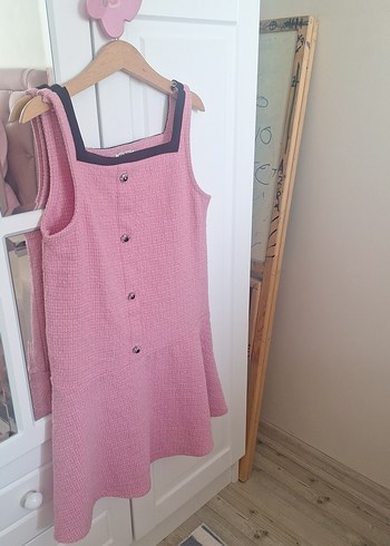 7 Yaş Beden Düğmeli Pembe Kız Çocuk Elbise