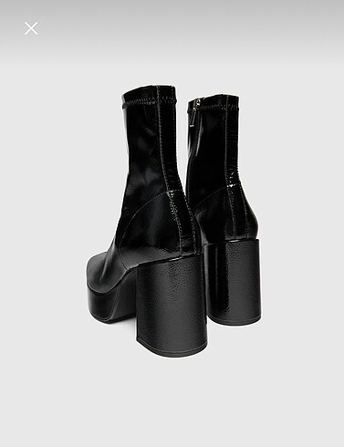 Pull and Bear Pull bear bot