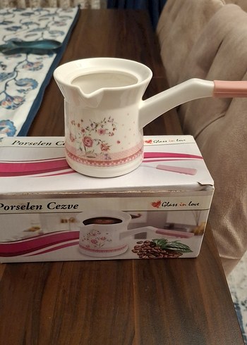 Pastel Beyaz Porselen Cezve