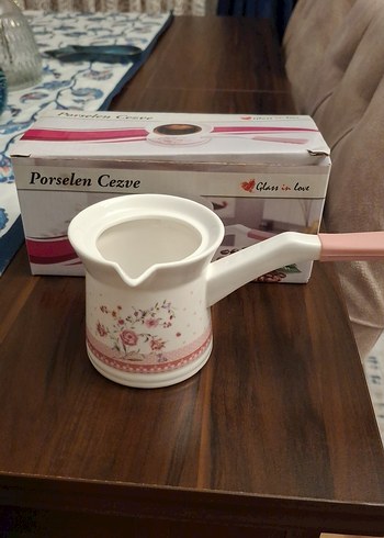Diğer Pastel Beyaz Porselen Cezve