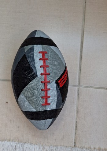 Kırmızı Dikişli Siyah Gri Amerikan Futbol Topu