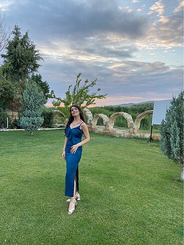 Saten Abiye elbise sadece bir kez giyildi