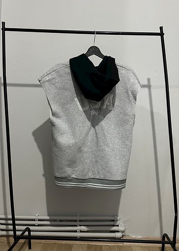 Gri Kapüşonlu Düğmeli kolej ceket - Görsel 2