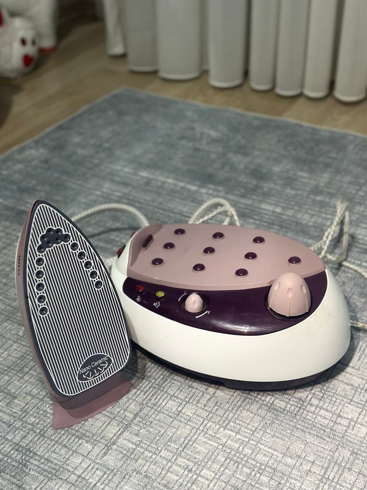 Vestel Beyaz Buharlı Kazanlı Ütü - Görsel 2