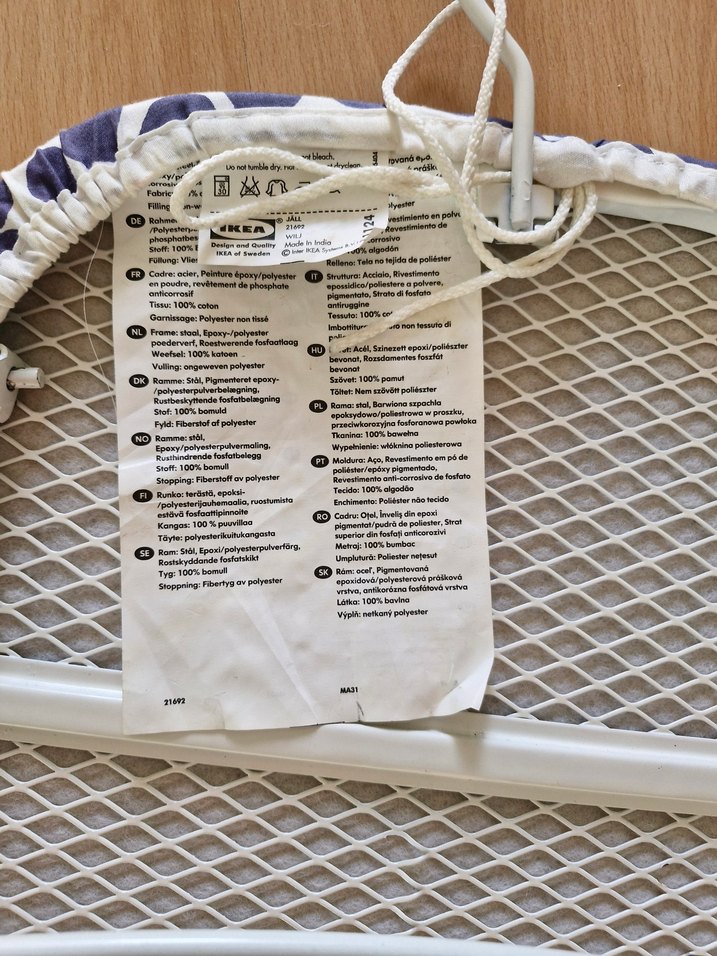 ikea minik ütü masası tertemiz - Görsel 4