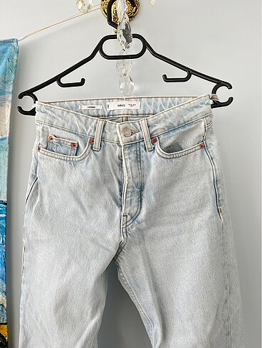 Mango Mango Jean