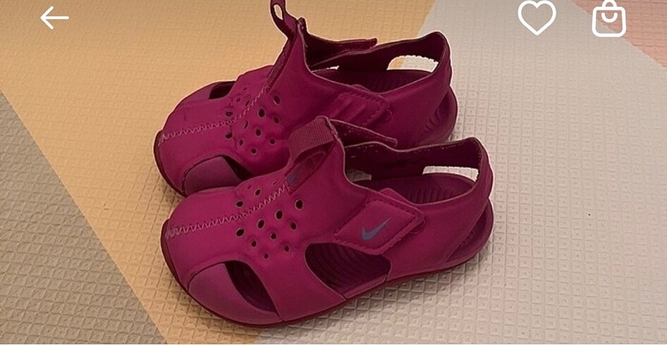 Nike sandalet 23,5