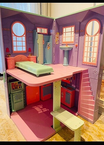 Beden Renk Barbie bebek evi
