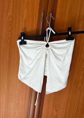 BERSHKA boyundan bağlamalı bluz