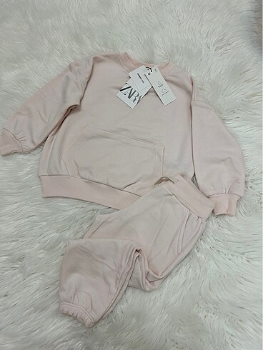 Zara Zr takım