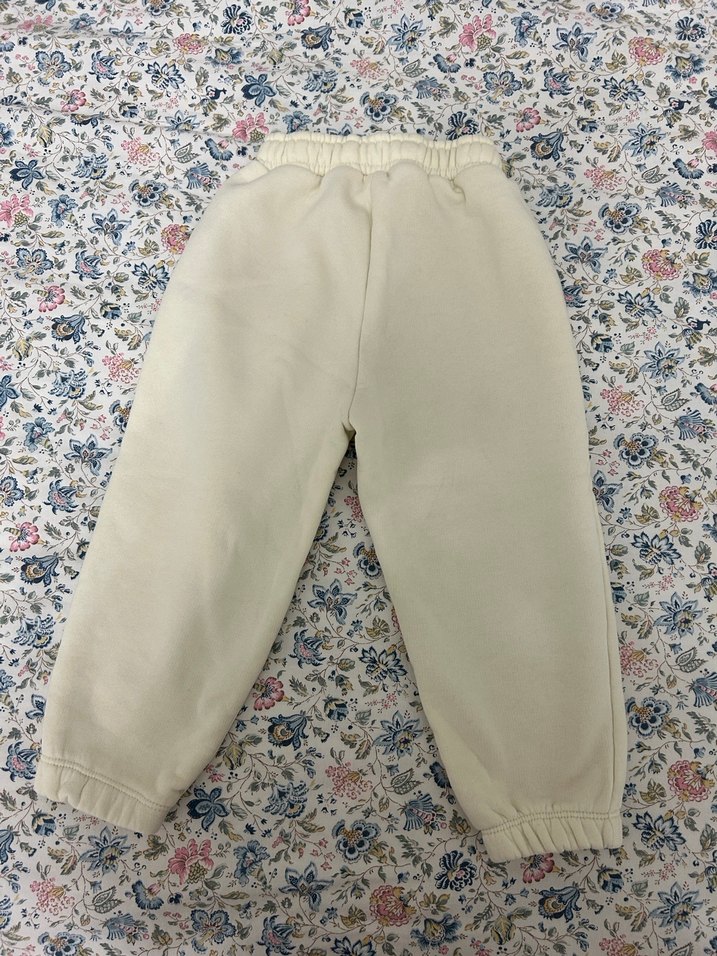 Kız Beyaz Rahat Kesim Eşofman Altı - Görsel 4