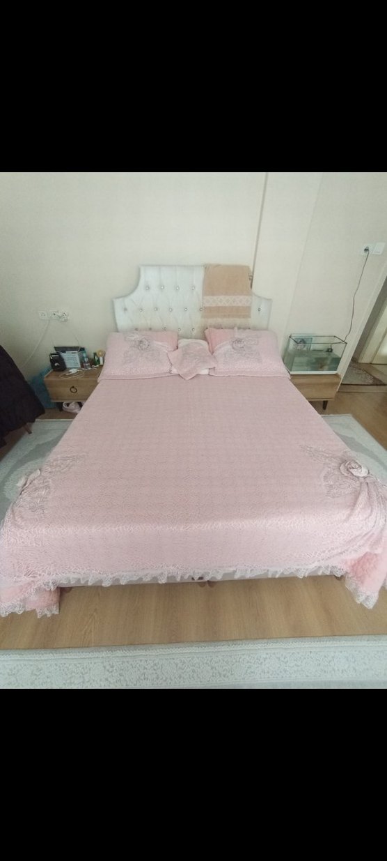 Yatak Örtüsü ve 2 Yastık Kılıfı - Görsel 4