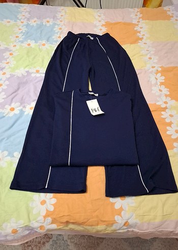 Lacivert Kadın Uzun Kollu takım tesettürede uygundur - Görsel 3