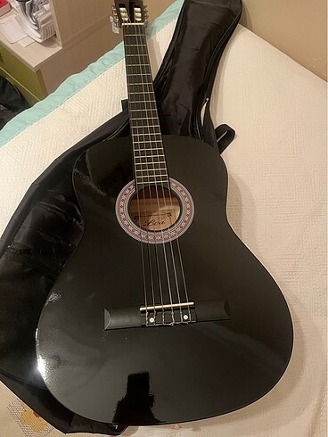 Lea klasik gitar 4/4 tam boy siyah