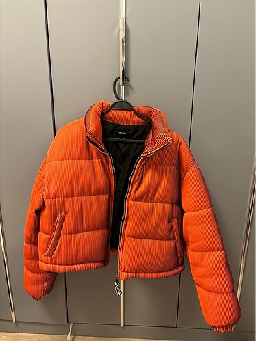 bershka mont