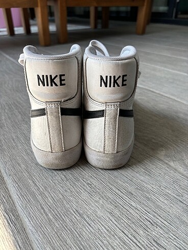 35,5 Beden nike blazer