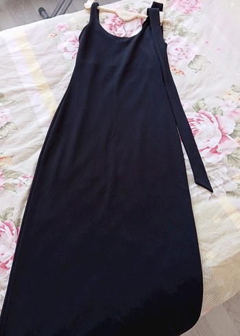 Siyah, askılı, uzun, vücuda oturan elbise - Görsel 2