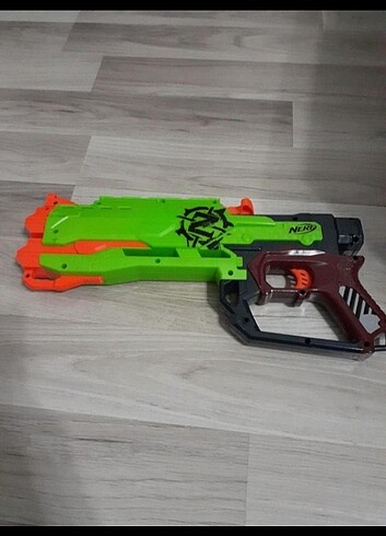  Nerf zımbie strike