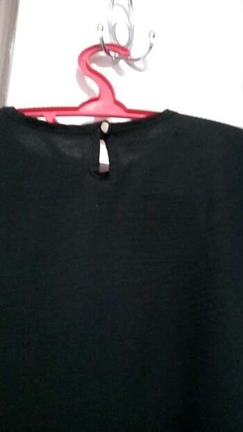 xl Beden siyah Renk Fırfırlı boyun kısmı düğmeli tunik 