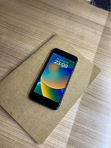 iPhone 8
