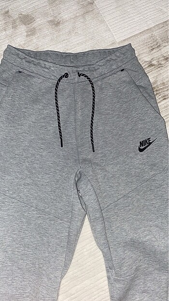 Nike Tech Fleece Alt