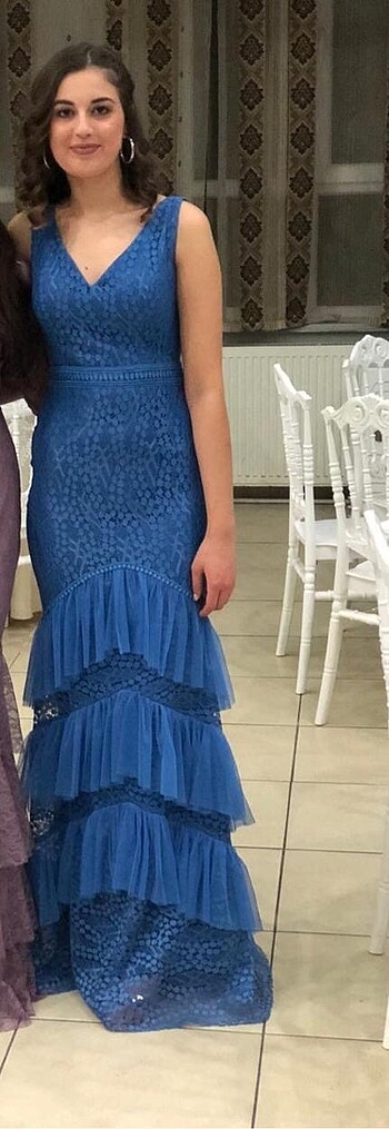 Saks mavisi tüllü abiye