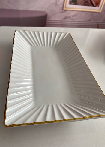 Altın Kenarlı Beyaz Dikdörtgen Tabak Seramik - Görsel 3