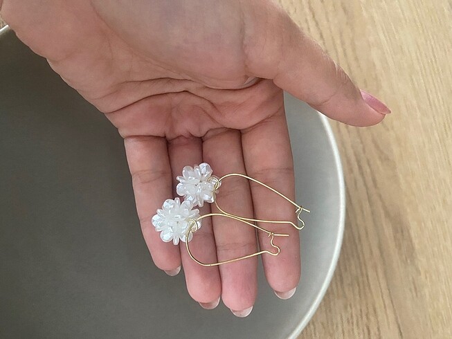  Beden beyaz Renk İncili top küpe