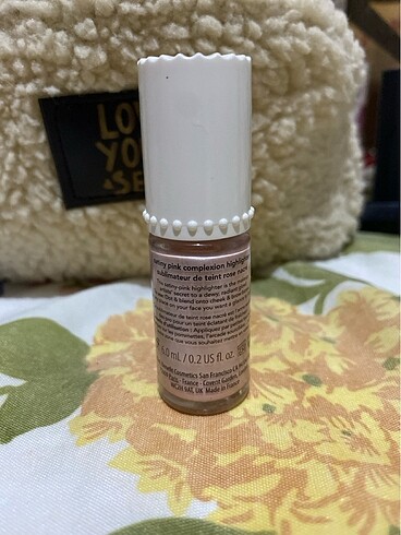 Benefit Cosmetics Aydınlatıcı