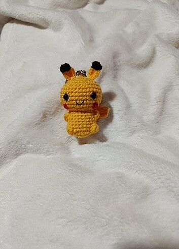 Amigurumi pikachu anahtarlık