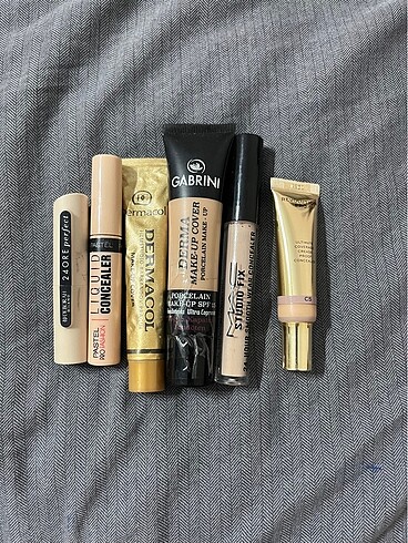 Çeşitli concealer ve kapatıcılar