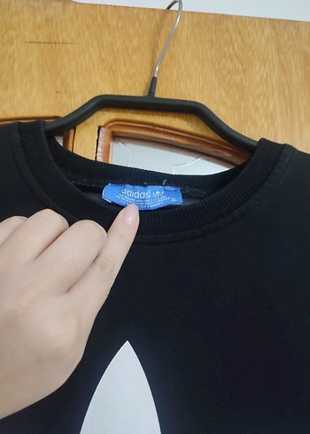 Adidas Adidas Kadın Siyah Baskılı Sweatshirt