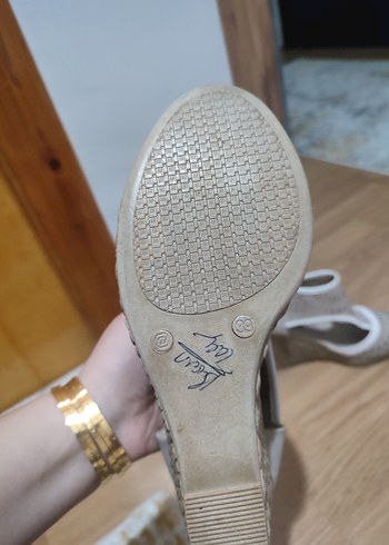 Bej Laced Kadın Dolgu Topuklu Ayakkabı - Görsel 3