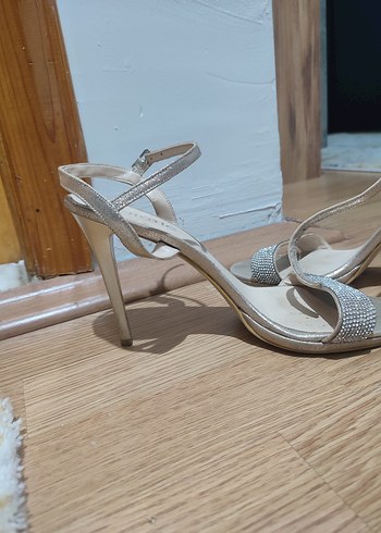 Hotiç topuklu ayakkabı - Görsel 2