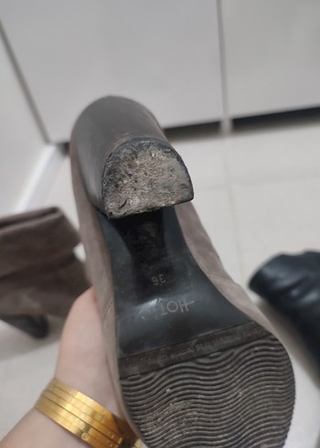 Gri Süet Tokalı Kadın Bot - Görsel 3