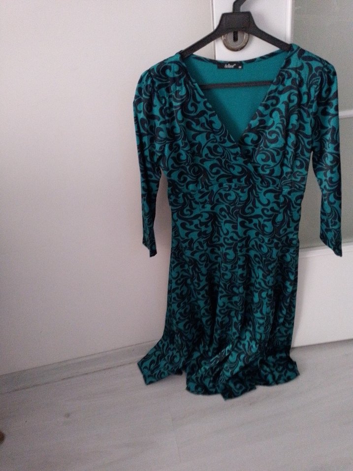 Yeşil V Yaka Uzun Kollu Hamile Elbisesi - Görsel 2