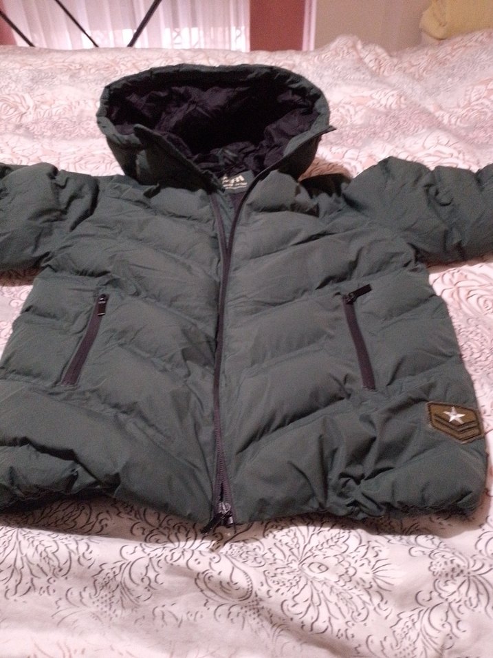 Gri Kapüşonlu Fermuarlı Kadın Kışlık Mont - Görsel 4