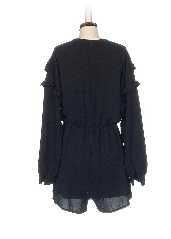 Stradivarius Kısa Tulum %70 İndirimli. - Görsel 3