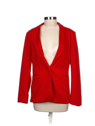 Stradivarius Blazer %70 İndirimli.