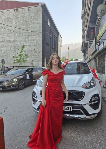 Diğer Kırmızı Uzun saten Abiye Elbise