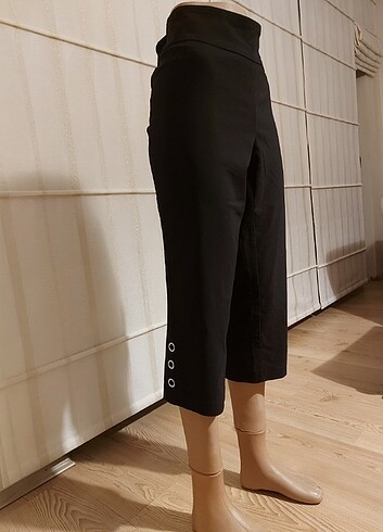 ZAX&RACHEL KAPRİ SİYAH PANTOLON 